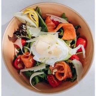 Салат з лососем