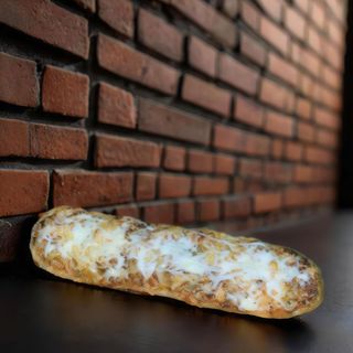 Pan De Ajo Con Queso