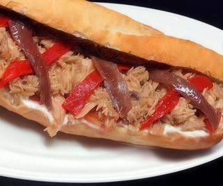 13. Bocadillo De Bonito Anchoillas Y Mahonesa