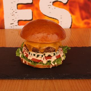 Crispy & chicken burger