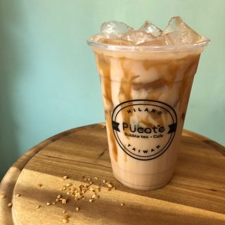 M10N/Tè nero e latte con nocciola  milk tea