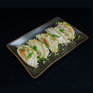 Гёдза с лососем (5 шт)