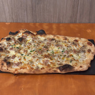 Pinsa romana biancha la boscaiola