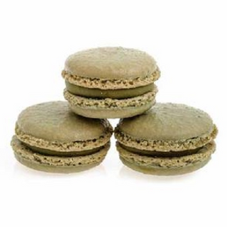 Macaron cu crema de fistic