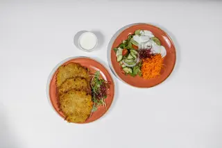 Placki Ziemniaczane z Sosem Pieczarkowym