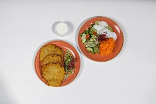 Placki Ziemniaczane z Sosem Pieczarkowym