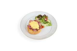 Œuf Bénédicte Bacon de Bœuf