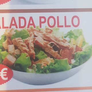 Ensalada De Pollo