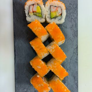 8-D Uramaki Alaska 10 Piezas