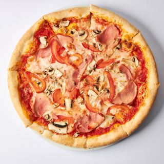 Піца Капрічоза (470г)