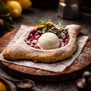 Хачапурі Вишневий з морозивом