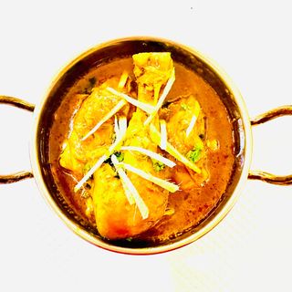 Chicken Korma Desi ( Medium spicy)