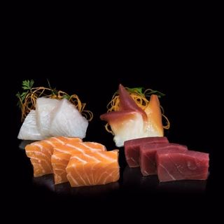 071. Sashimi Variado (12 Pz.)