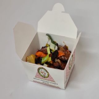 Vita cu urechi de lemn