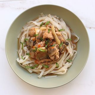 Pad thai de pollo (400 g.)