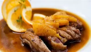 Pato Con Salsa De Naranja