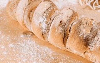 Paine facuta in casa 5 chifle