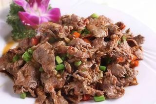 119. Manzo saltato con cumino