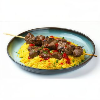 Cuscús pincho de ternera halal