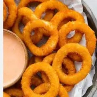 8 Onion Rings/ Arroz De Cebolla