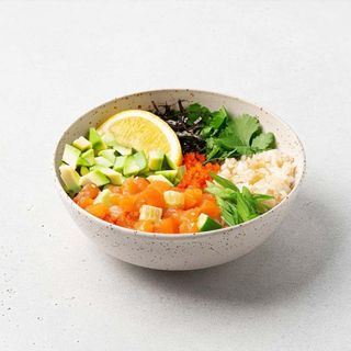 Поке з лососем