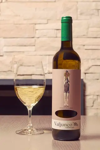 Vino blanco Valjunco Albarín D.O. León (75 Cl.)