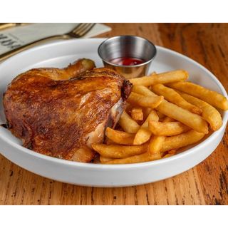 Chips + 1/4 chicken deep fried +  mango / passion juice (250ml)