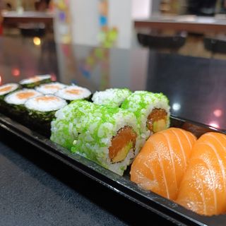 Mix De Salmón (12 Pzs.)