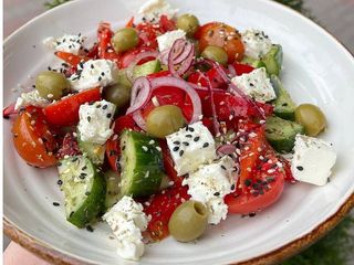 Грецький салат (400г)