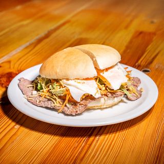 Prego especial  (com ovo)