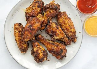 Alitas De Pollo Fritas (12 Pzs.)