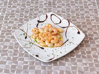 Code di gamberi spadellati al brandy