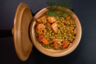 Mancare de mazare cu piept de pui