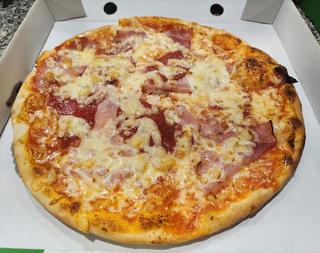 Pizza Clásica Pequeña Prosciutto Salami (20 Cm.)