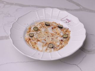 GLOVOВеликий кус-кус з кокосовим молоком і ягодами (300g)