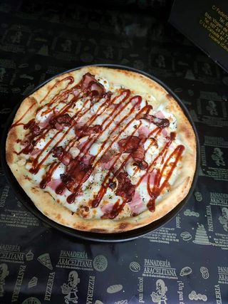Pizza Artesanal Barbacoa (Mediana)