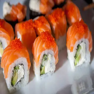 Uramaki californiya  8 pieces