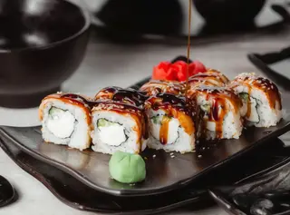 Uramaki De anguila philadelfia