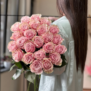 Ramo De Rosas (Pink)