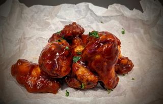 Alitas BBQ (8 Uds.)