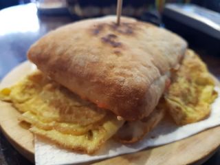Bocata De Tortilla Francesa Pan de COCA