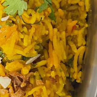 Arroz con huevo frito