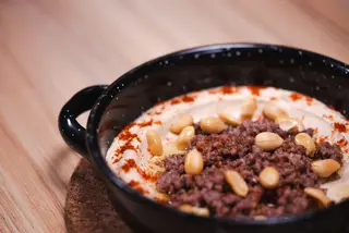 Hummus Amb Carne