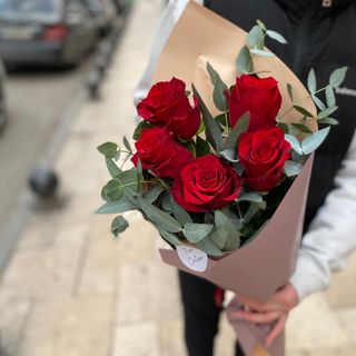 წითელი ვარდი(5 ცალი) S ზომა