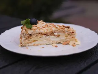 Наполеон з лаймом та м'ятою (150g)