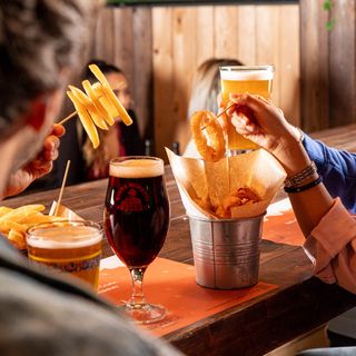 Nachos con jalapeños