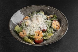 ЦЕЗАР ІЗ ТИГРОВОЮ КРЕВЕТКОЮ