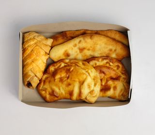 ღვეზელის ნაკრები