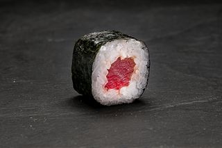 Maki De Atún (8 Pzs.)