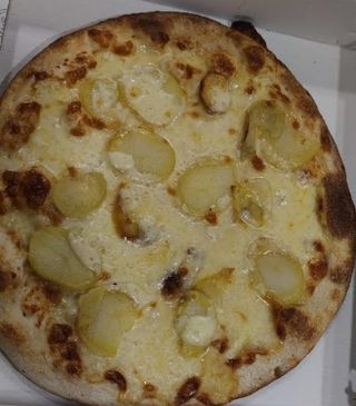 Pizza raclette normale